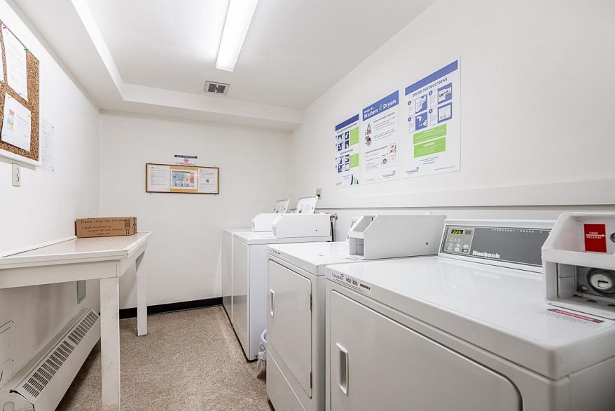 903 4691 W 10th Avenue