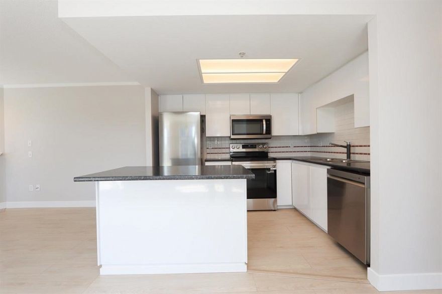 605 1255 Main Street