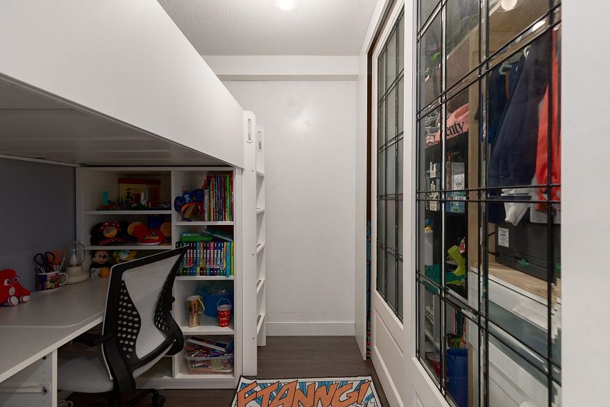 304 1352 W 10th Avenue