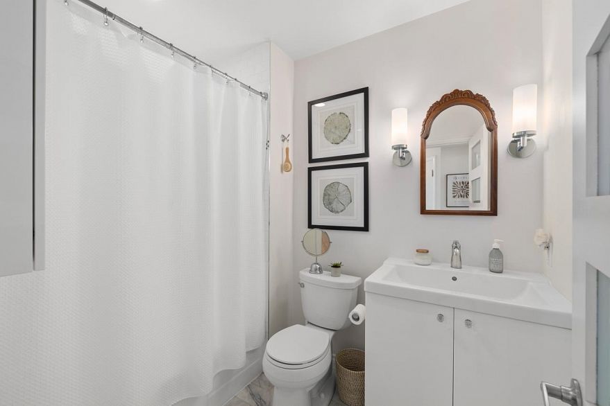 302 1246 Cardero Street