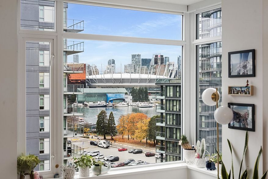 1103 110 Switchmen Street