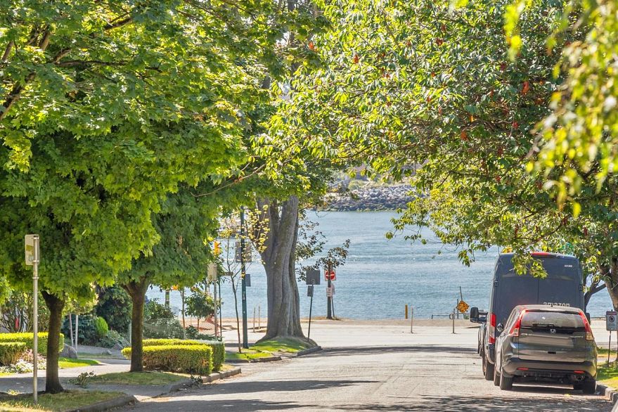 302 1246 Cardero Street