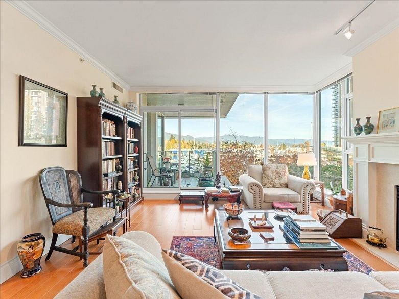 205 1717 Bayshore Drive