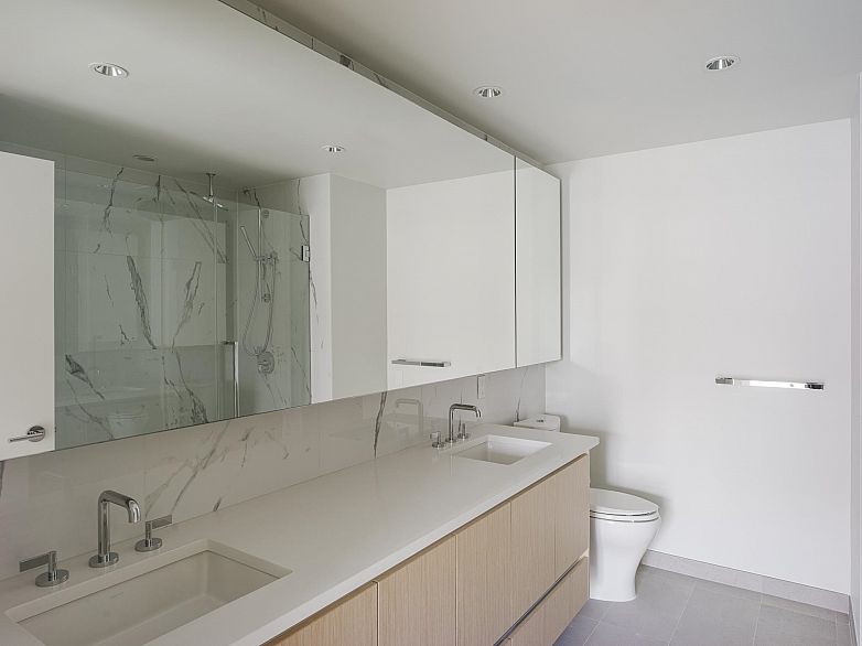 304 3636 W 39th Avenue