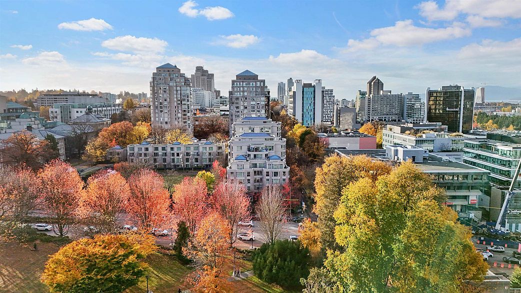 911 500 W 10th Avenue