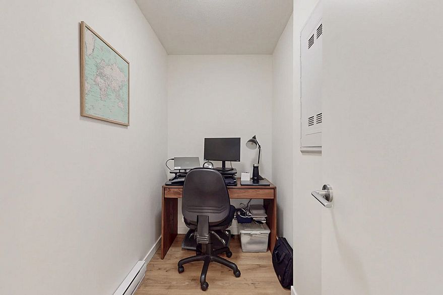 310 429 W 2nd Avenue