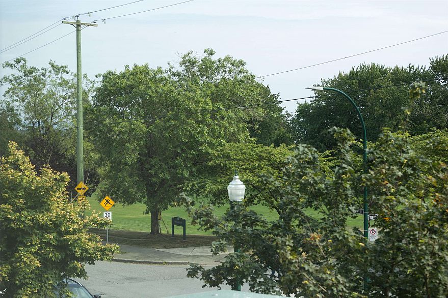 202 477 W 59th Avenue