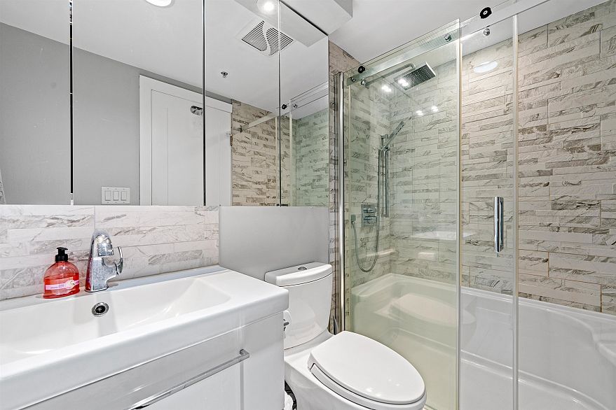 911 500 W 10th Avenue