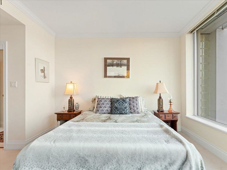 205 1717 Bayshore Drive