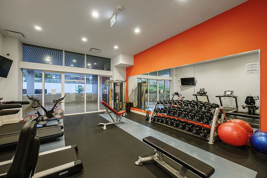 708 1708 Ontario Street