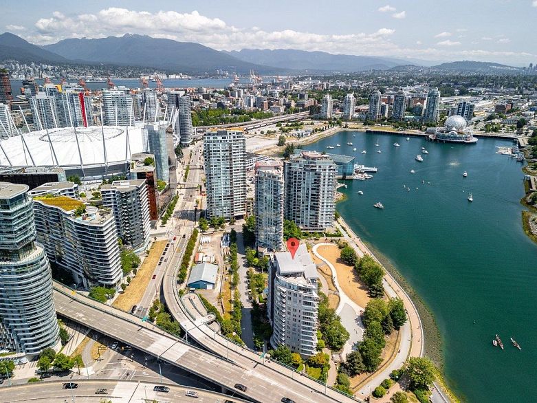 1006 980 Cooperage Way