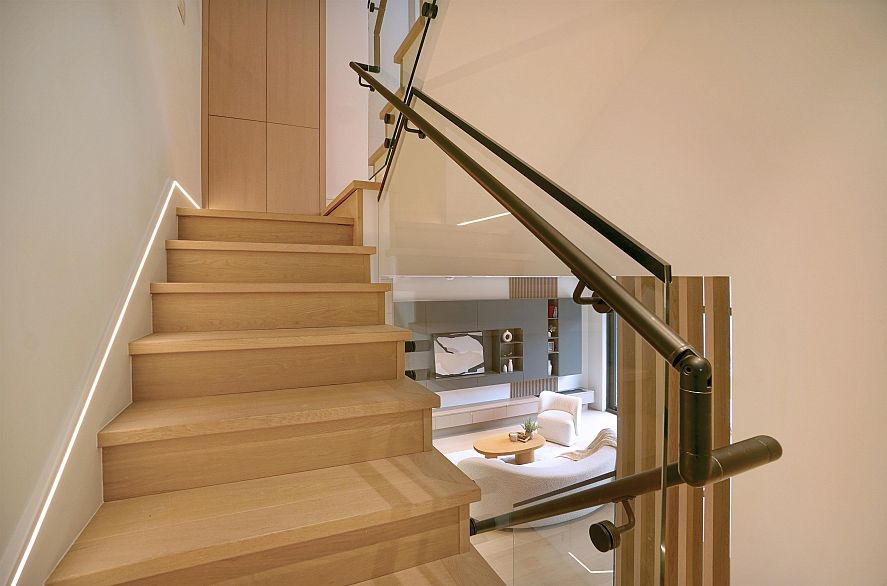 2 3460 W 14th Avenue