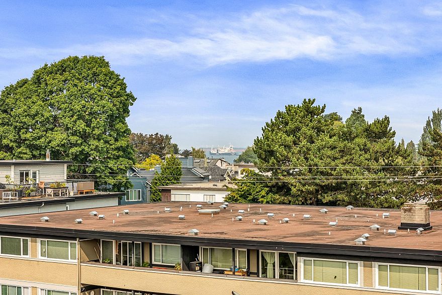 207 2025 W 2nd Avenue