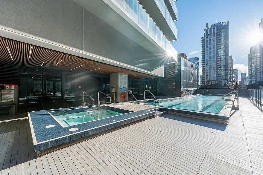 2006 777 Richards Street