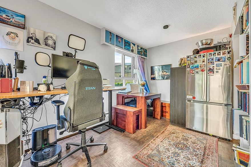 207 2025 W 2nd Avenue