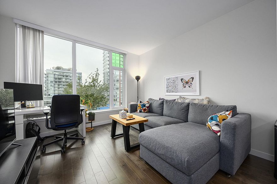 708 1708 Ontario Street