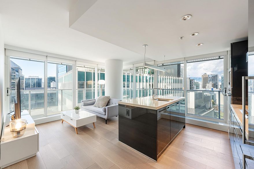 2006 777 Richards Street