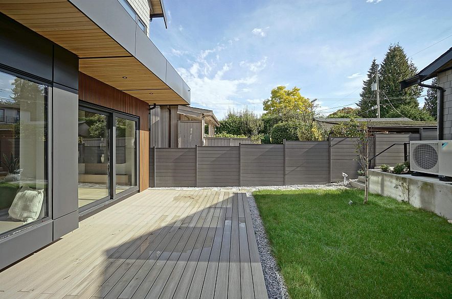 2 3460 W 14th Avenue