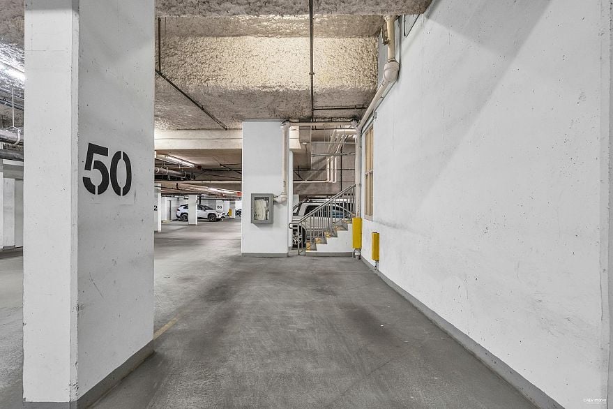 409 328 E 11th Avenue