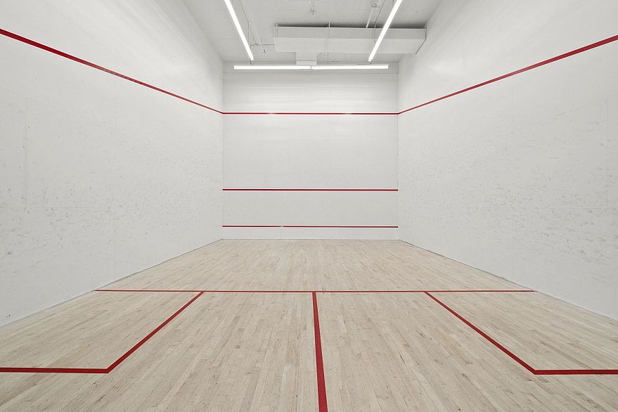 209 3557 Sawmill Crescent