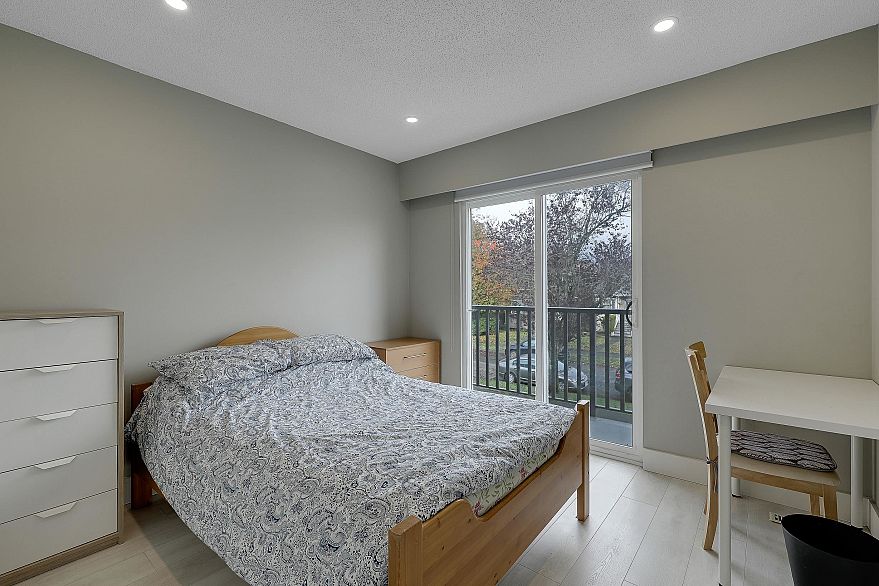 2624 Kitchener Street