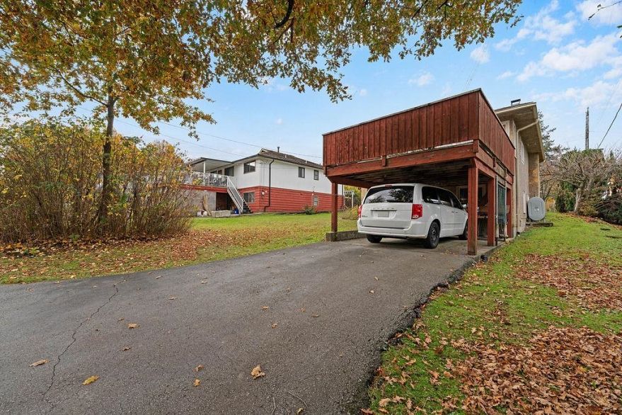 4868 Commercial Street