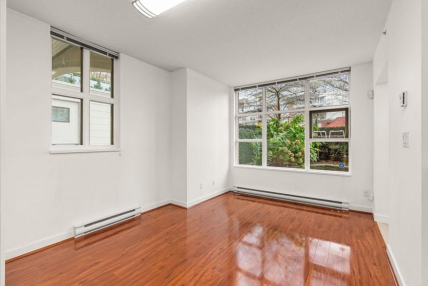 1468 Cedar Cottage Mews