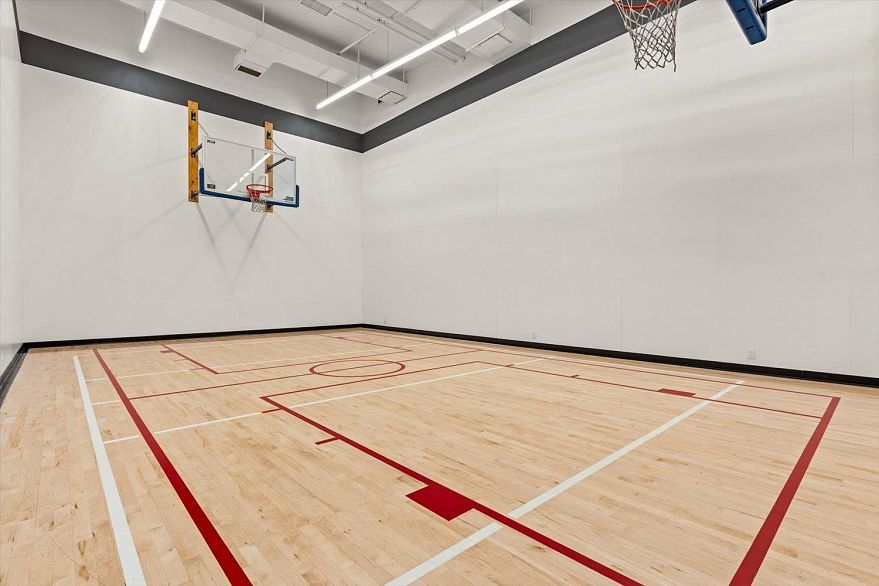 508 8533 River District Crossing