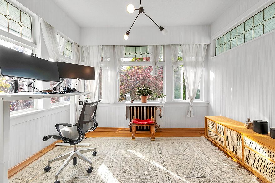 303 1131 W 11th Avenue