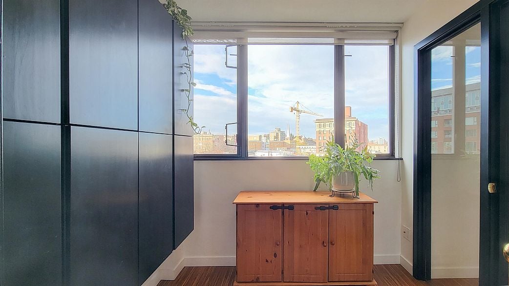 503 288 E 8th Avenue