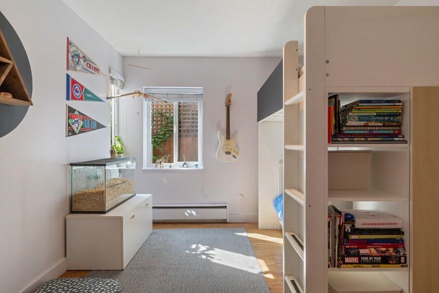 1 2175 Oxford Street