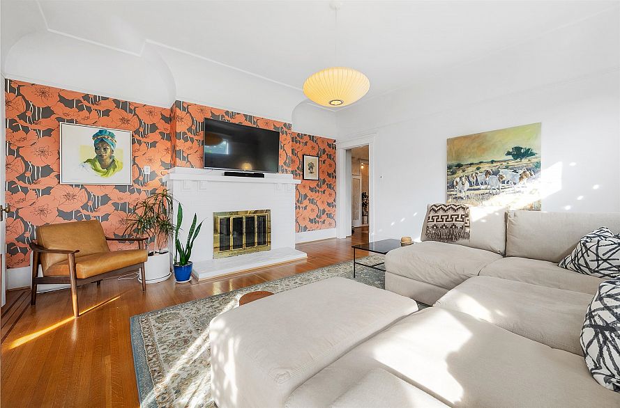 303 1131 W 11th Avenue