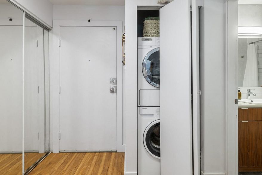 1 2175 Oxford Street