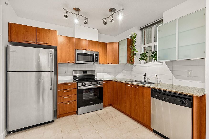 1468 Cedar Cottage Mews