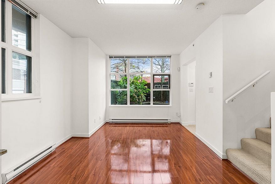 1468 Cedar Cottage Mews