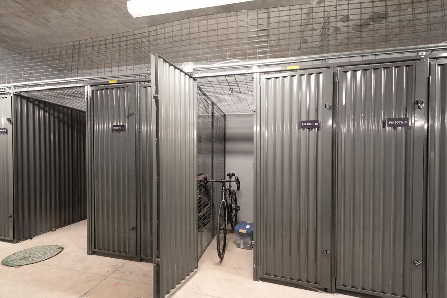 3206 1111 Richards Street