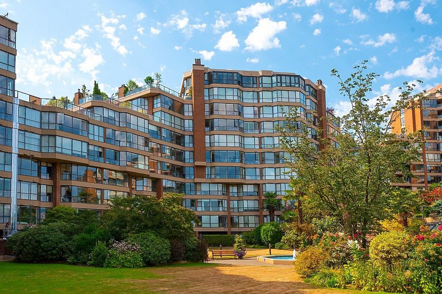 1470 Pennyfarthing Drive