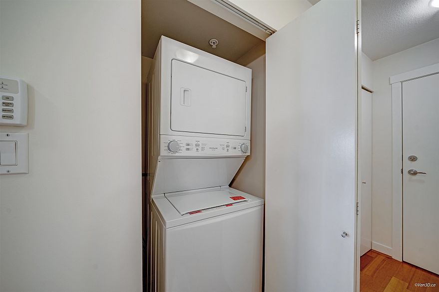 201 736 W 14th Avenue