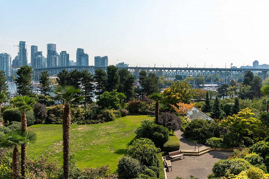 1470 Pennyfarthing Drive