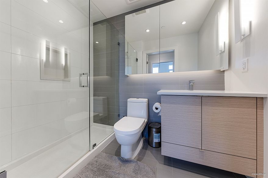 906 3438 Sawmill Crescent