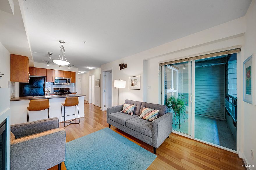 201 736 W 14th Avenue