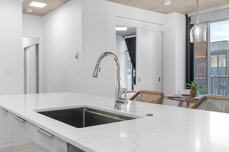 801 128 W Cordova Street