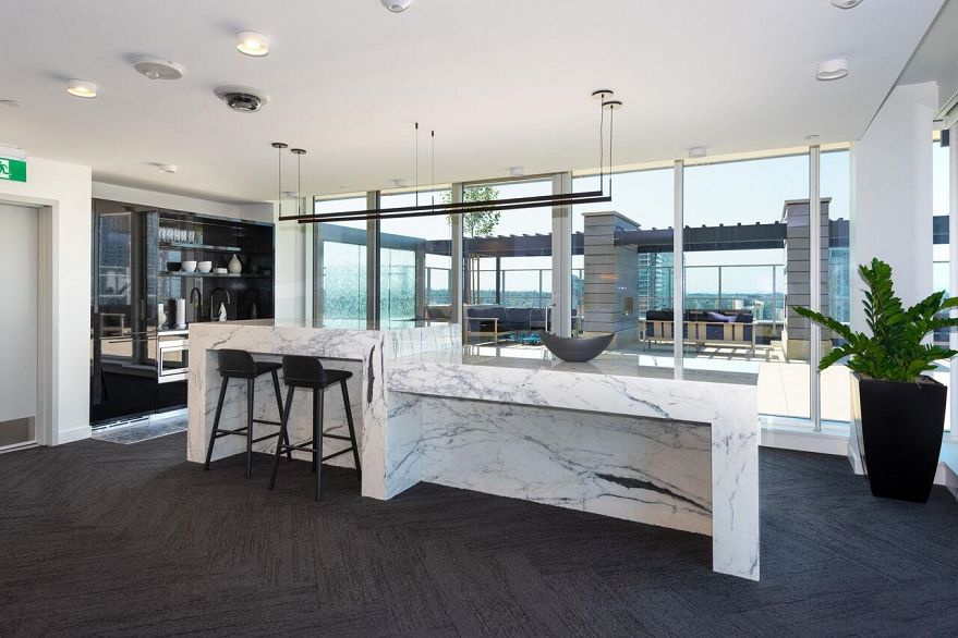 3206 1111 Richards Street