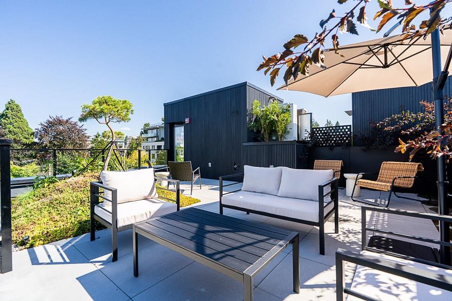 202 539 W 28th Avenue