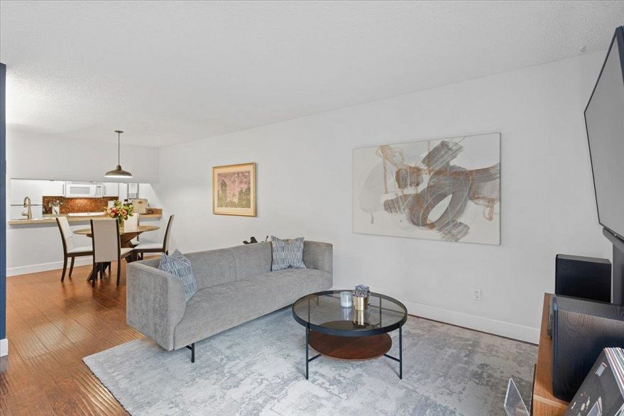 104 1550 Mariner Walk