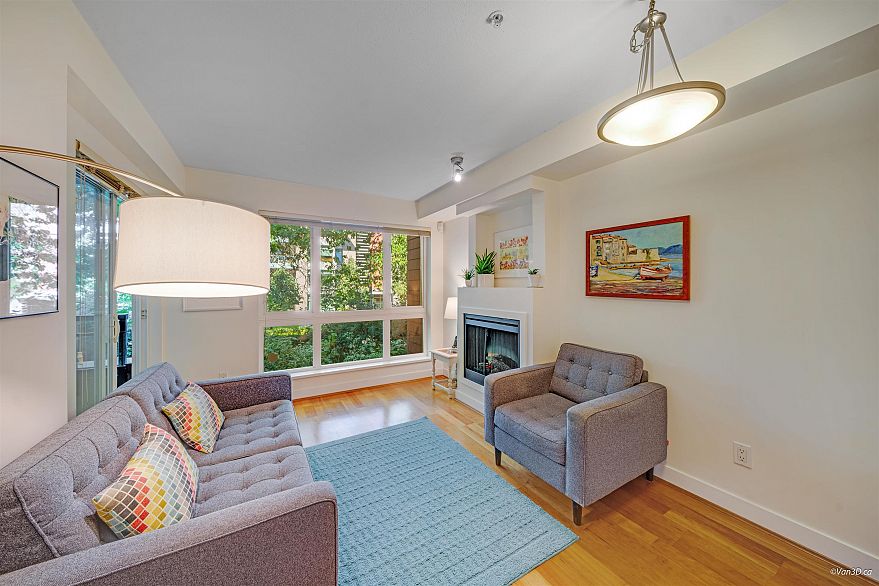 201 736 W 14th Avenue