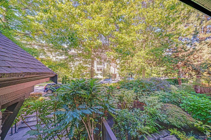 201 736 W 14th Avenue