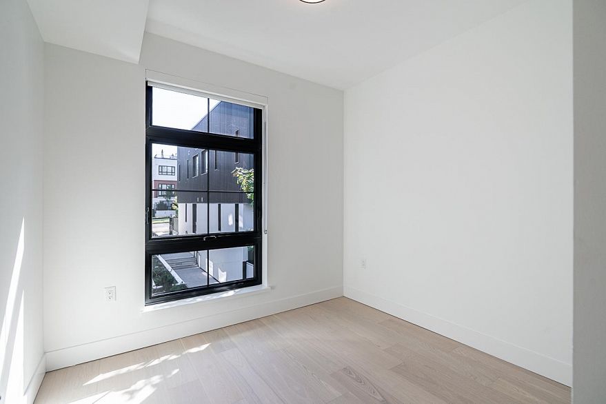 107 551 W 28th Avenue