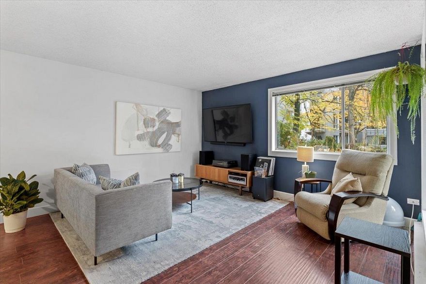 104 1550 Mariner Walk