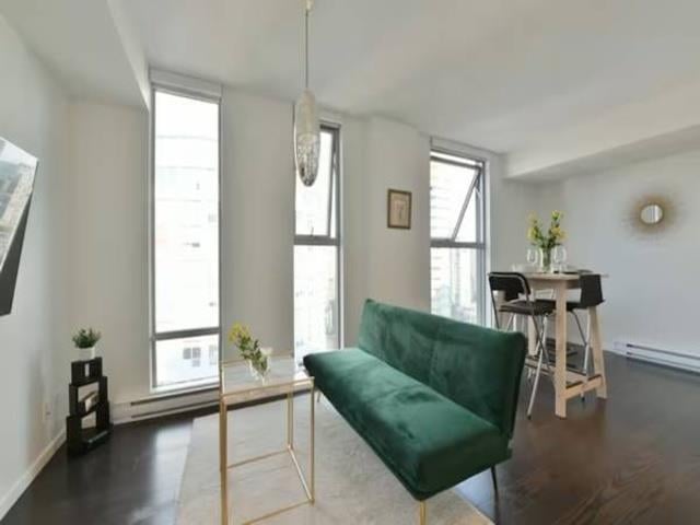 999 SEYMOUR ST, Vancouver BC V6B 0M5